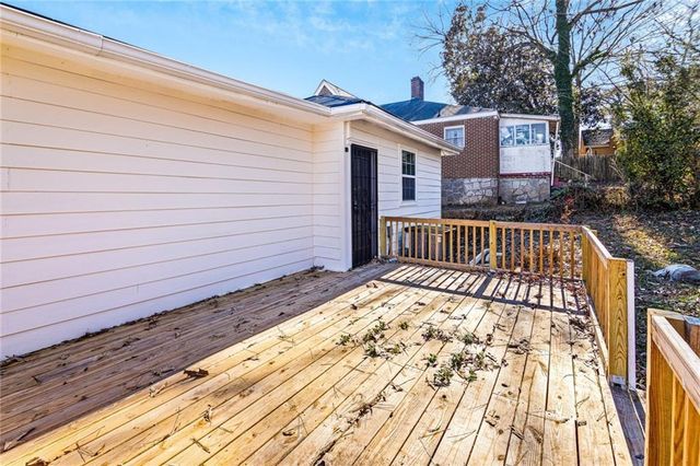 684 S Elizabeth NW Place, Atlanta, GA 30318