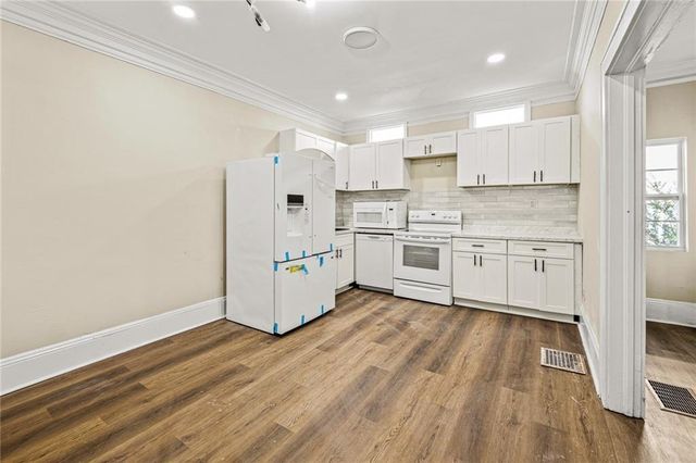 684 S Elizabeth NW Place, Atlanta, GA 30318