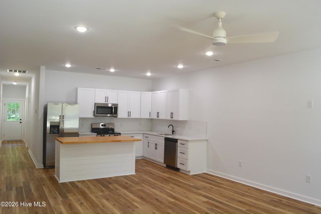 834 Greenwood Court, Calabash, NC 28467