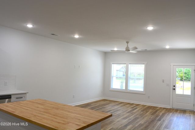 834 Greenwood Court, Calabash, NC 28467