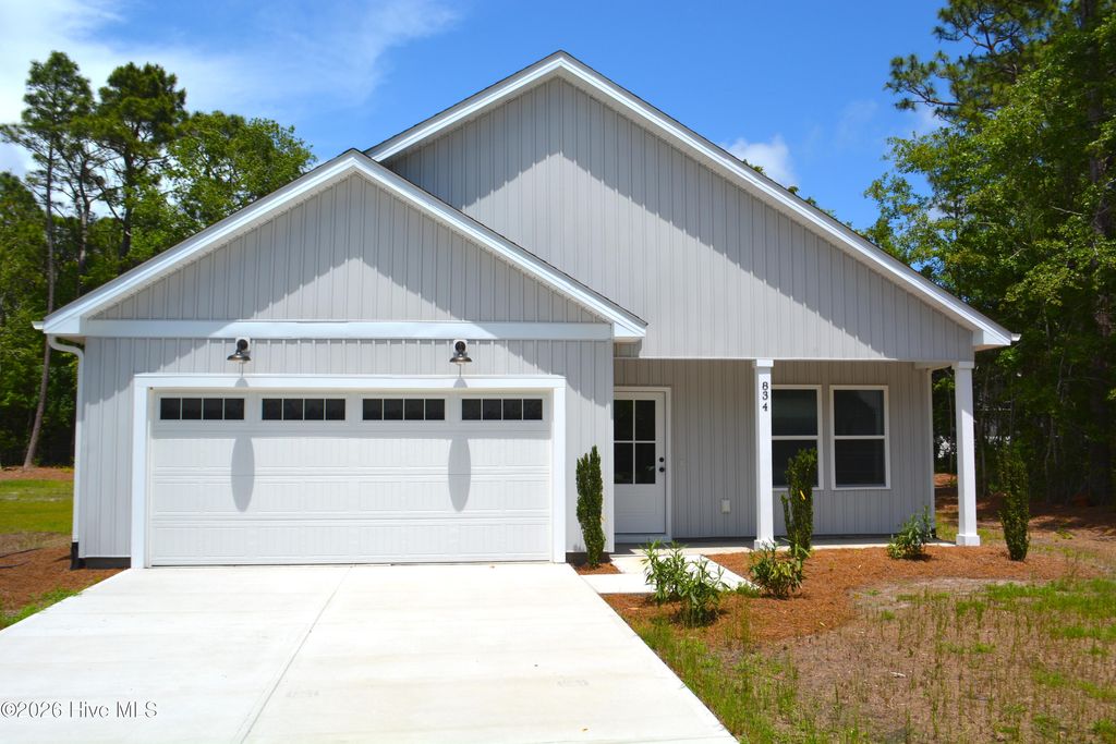 834 Greenwood Court, Calabash, NC 28467