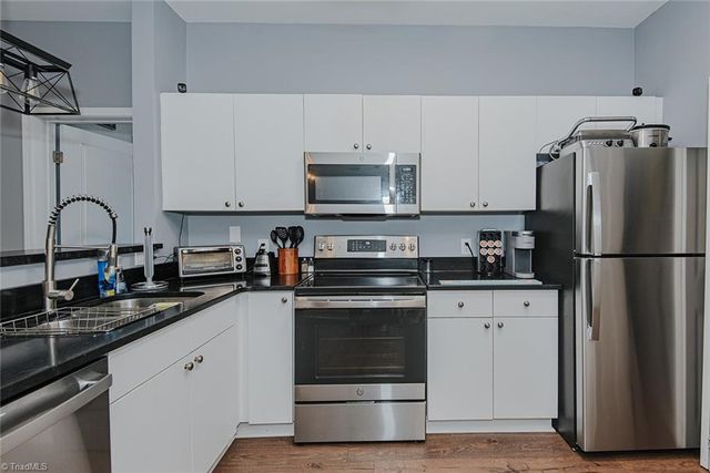 302 Campus Walk Trail 101, Elon, NC 27244