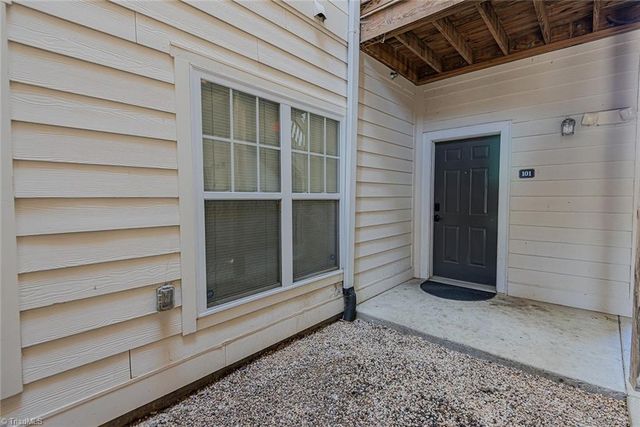 302 Campus Walk Trail 101, Elon, NC 27244