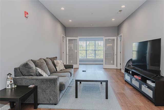 302 Campus Walk Trail 101, Elon, NC 27244