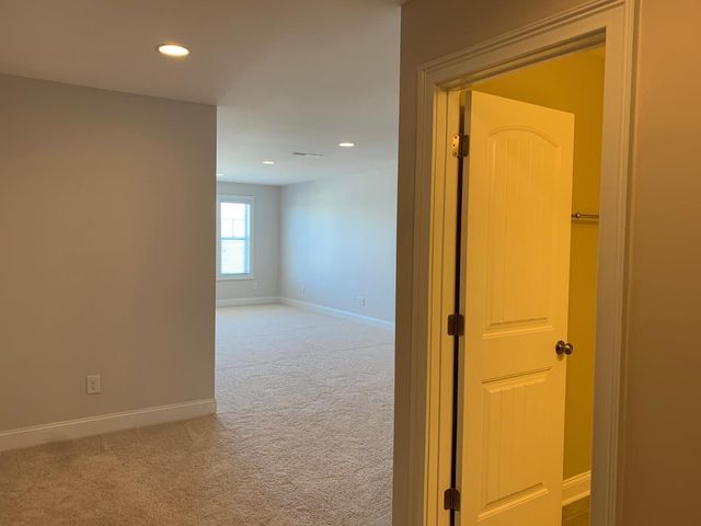 4033 Overcup Oak Lane, Cary, NC 27519