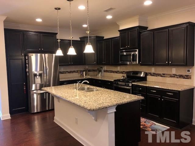4033 Overcup Oak Lane, Cary, NC 27519