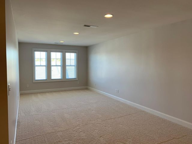 4033 Overcup Oak Lane, Cary, NC 27519