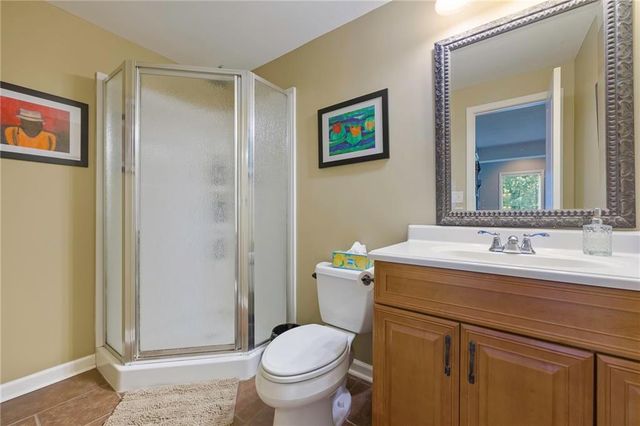 6044 Brownridge Drive, Shawnee, KS 66218