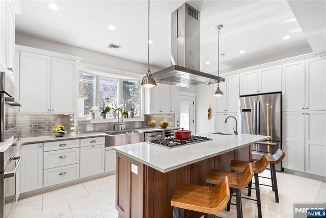 19 78th Street, North Bergen, NJ 07047