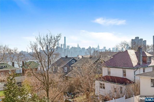 19 78th Street, North Bergen, NJ 07047