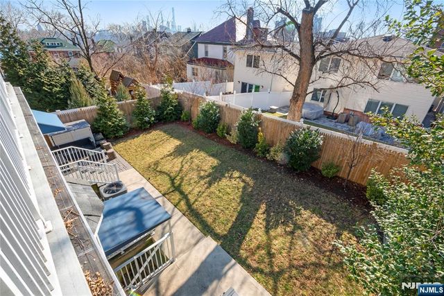 19 78th Street, North Bergen, NJ 07047