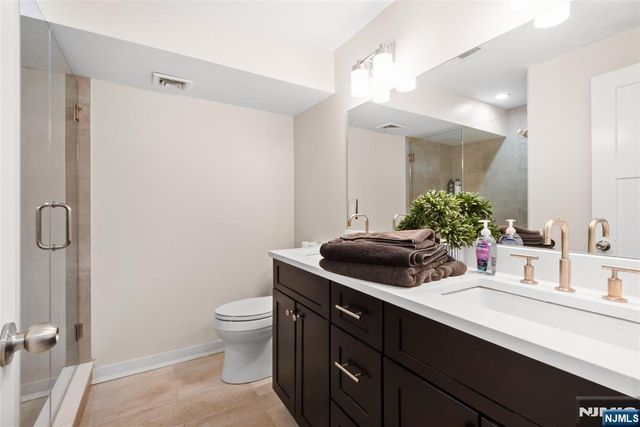 19 78th Street, North Bergen, NJ 07047