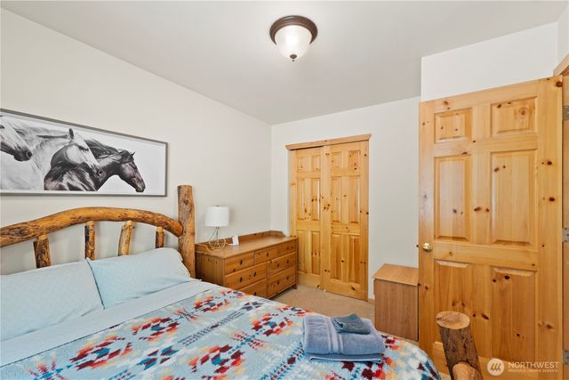 1302 Pine Loch Sun Drive, Ronald, WA 98940