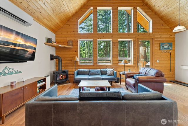 1302 Pine Loch Sun Drive, Ronald, WA 98940