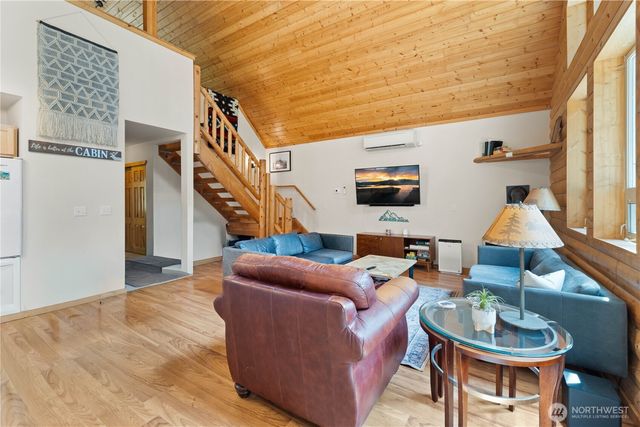 1302 Pine Loch Sun Drive, Ronald, WA 98940