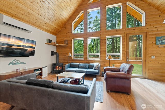 1302 Pine Loch Sun Drive, Ronald, WA 98940