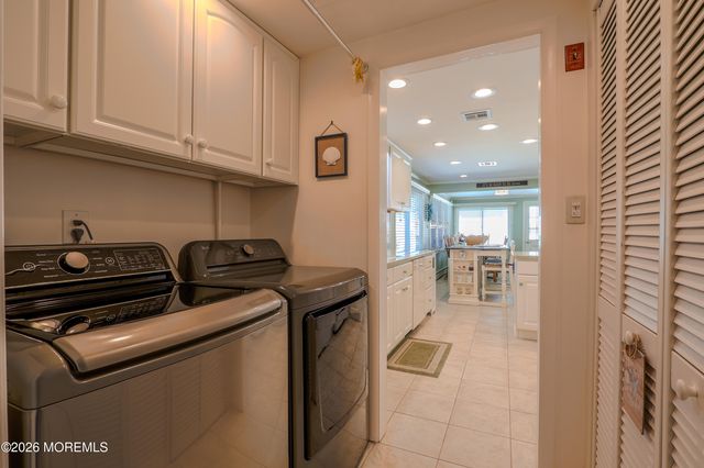 16 Peg Leg Way, Waretown, NJ 08758