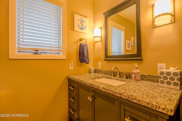 16 Peg Leg Way, Waretown, NJ 08758