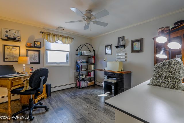 16 Peg Leg Way, Waretown, NJ 08758