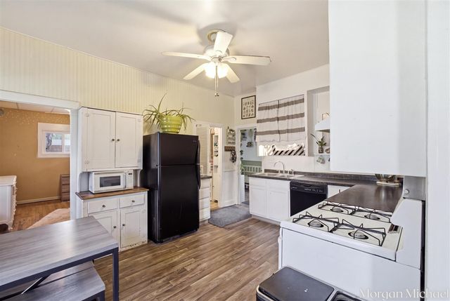 1457 Palmer Avenue, Muskegon, MI 49441