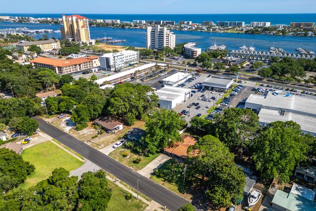 218 SW Coral Drive, Fort Walton Beach, FL 32548