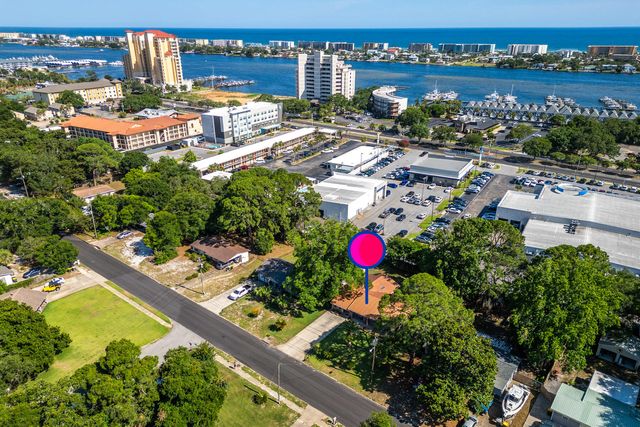 218 SW Coral Drive, Fort Walton Beach, FL 32548