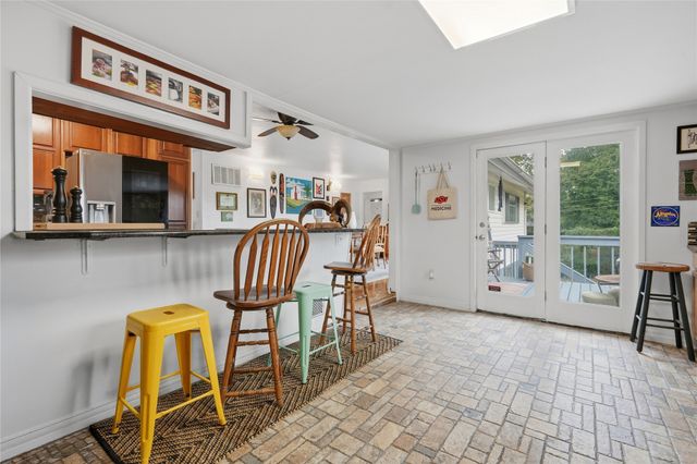 1734 S Erie Avenue, Tulsa, OK 74112