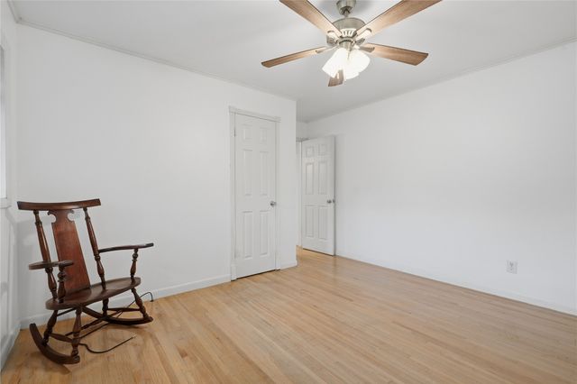 1734 S Erie Avenue, Tulsa, OK 74112