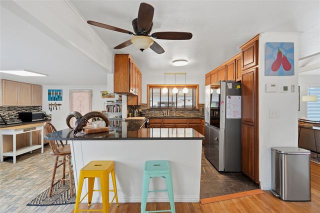 1734 S Erie Avenue, Tulsa, OK 74112