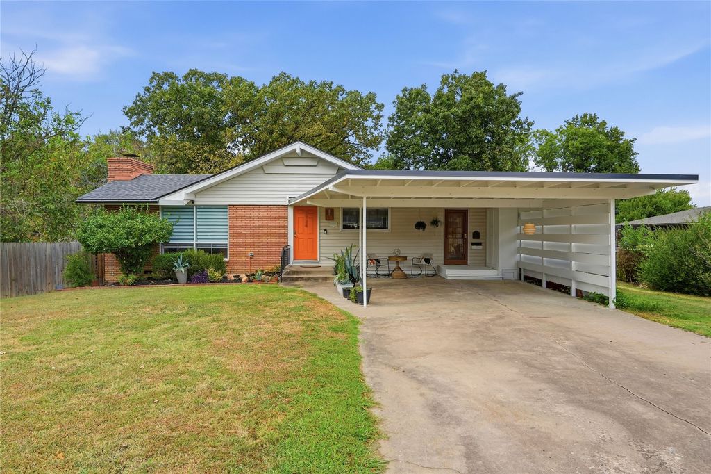 1734 S Erie Avenue, Tulsa, OK 74112