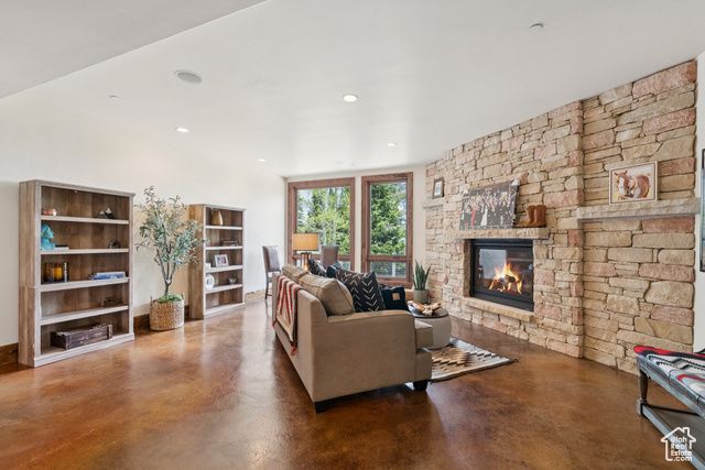 147 WHITE PINE CANYON RD, Snyderville, UT 84098