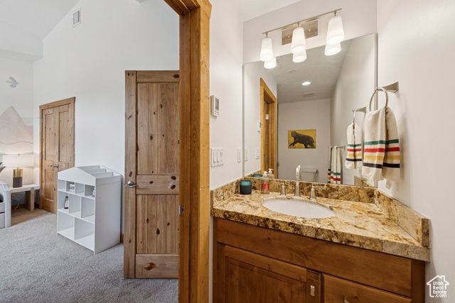 147 WHITE PINE CANYON RD, Snyderville, UT 84098