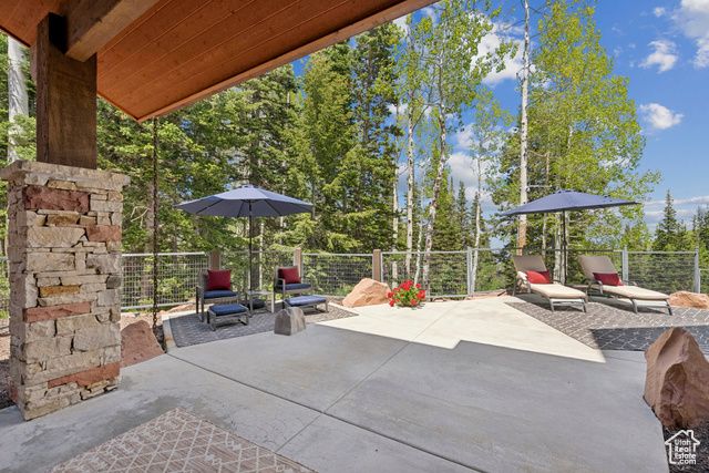 147 WHITE PINE CANYON RD, Snyderville, UT 84098