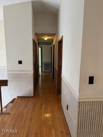 226 Shadow Hill Lane, Bristol, VA 24201