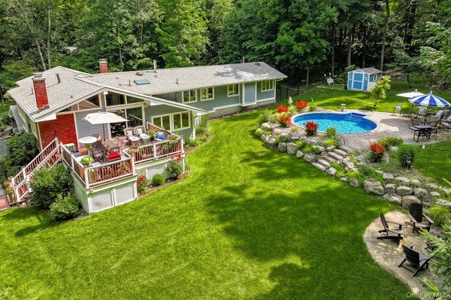 10 Longbow Road, Suffern, NY 10901
