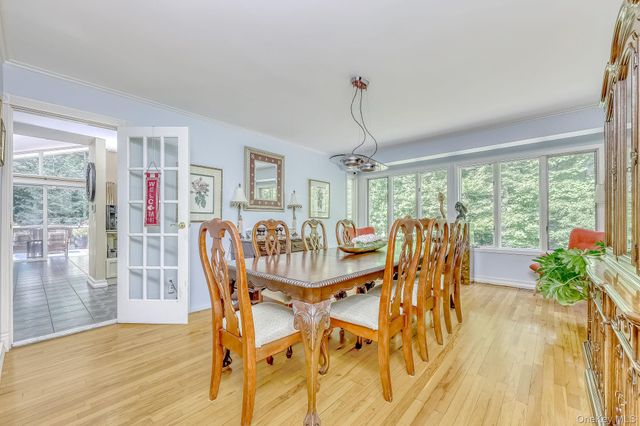 10 Longbow Road, Suffern, NY 10901