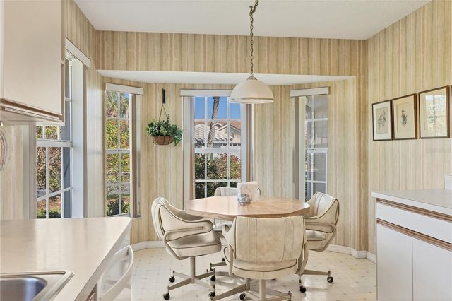 1800 ASHLEY DRIVE, Venice, FL 34292