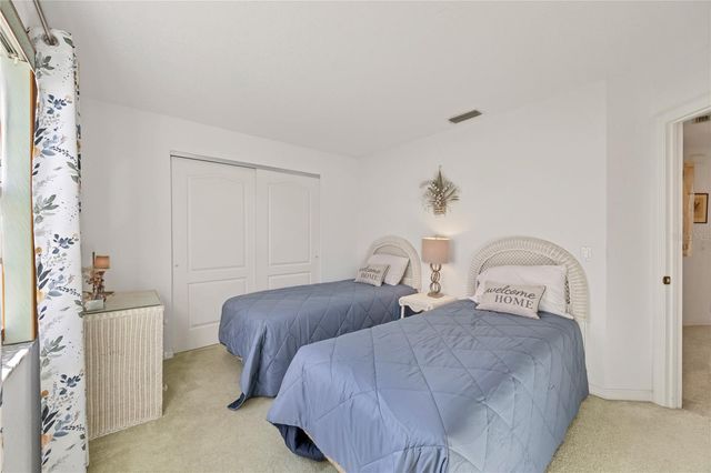 1800 ASHLEY DRIVE, Venice, FL 34292