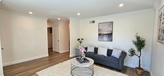 35 Merrimac Pl, Pittsburg, CA 94565