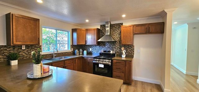 35 Merrimac Pl, Pittsburg, CA 94565