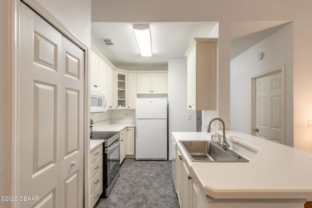 830 Airport Rd Apt 209, Port Orange, FL 32128