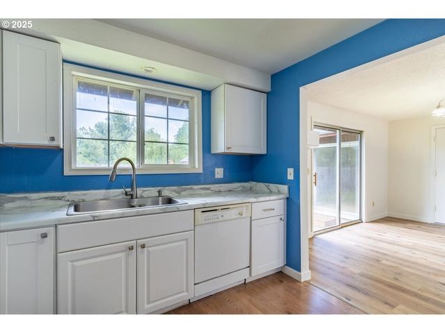 113 MAIN St, Dayton, OR 97114