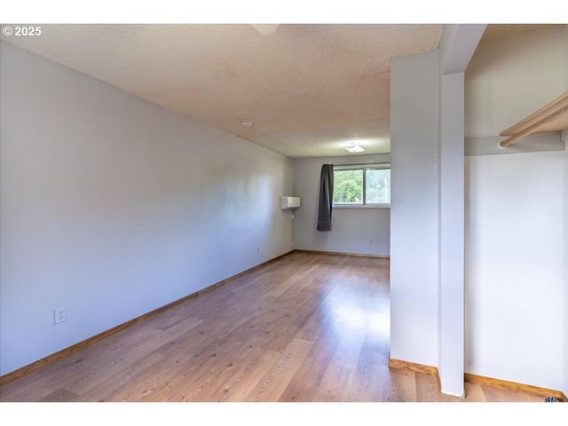113 MAIN St, Dayton, OR 97114