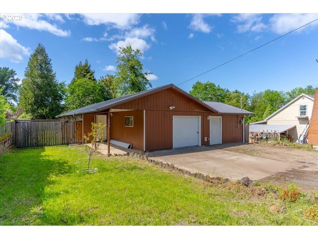113 MAIN St, Dayton, OR 97114