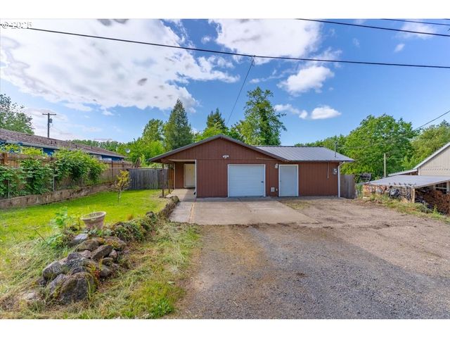 113 MAIN St, Dayton, OR 97114