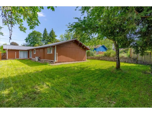 113 MAIN St, Dayton, OR 97114