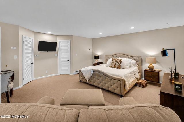 10 Woodland Terrace, Lincroft, NJ 07738