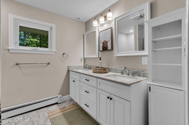 10 Woodland Terrace, Lincroft, NJ 07738
