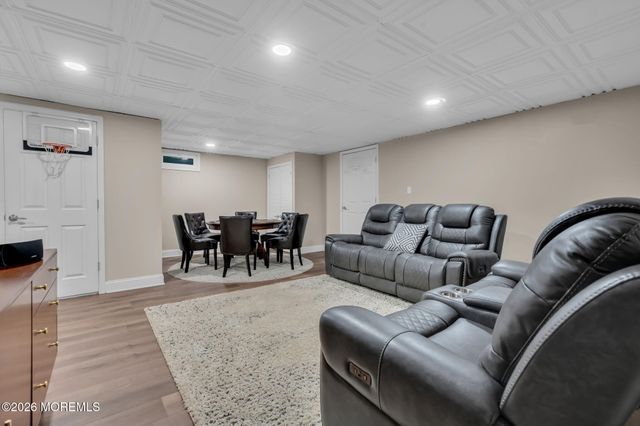 10 Woodland Terrace, Lincroft, NJ 07738