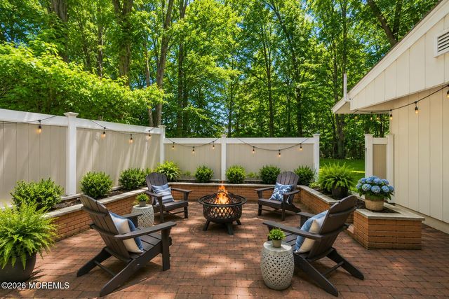 10 Woodland Terrace, Lincroft, NJ 07738